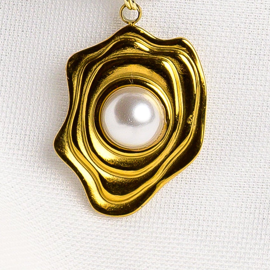 Abstract Pearl Drop Necklace