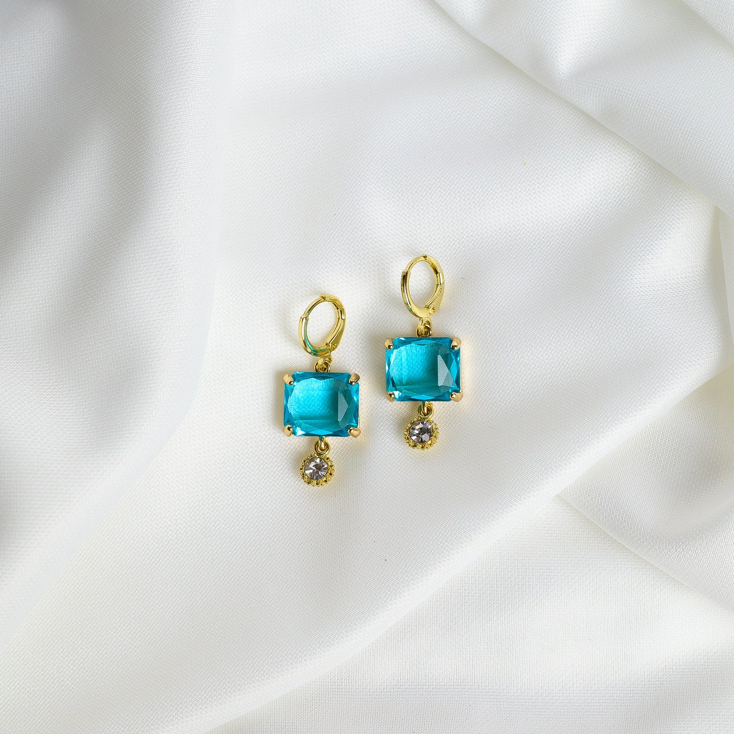 Turquoise Light Earring